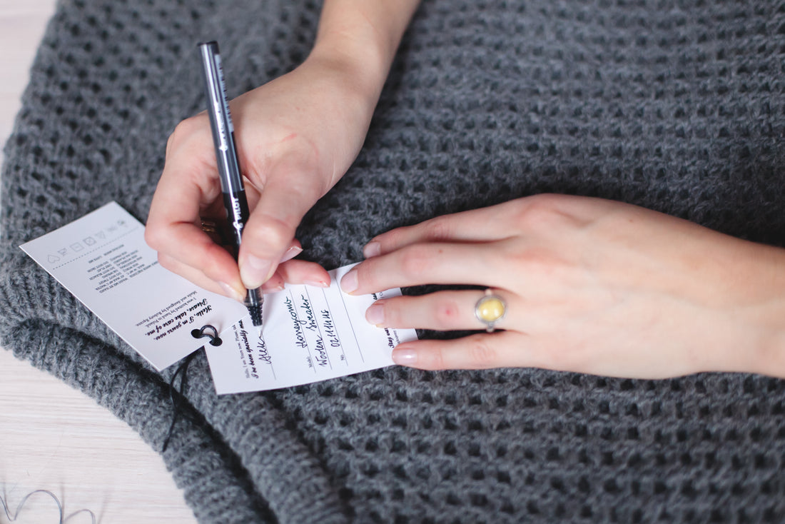 TAKE CARE OF ME: jak dbać o dzianiny z metką Roboty Ręczne?