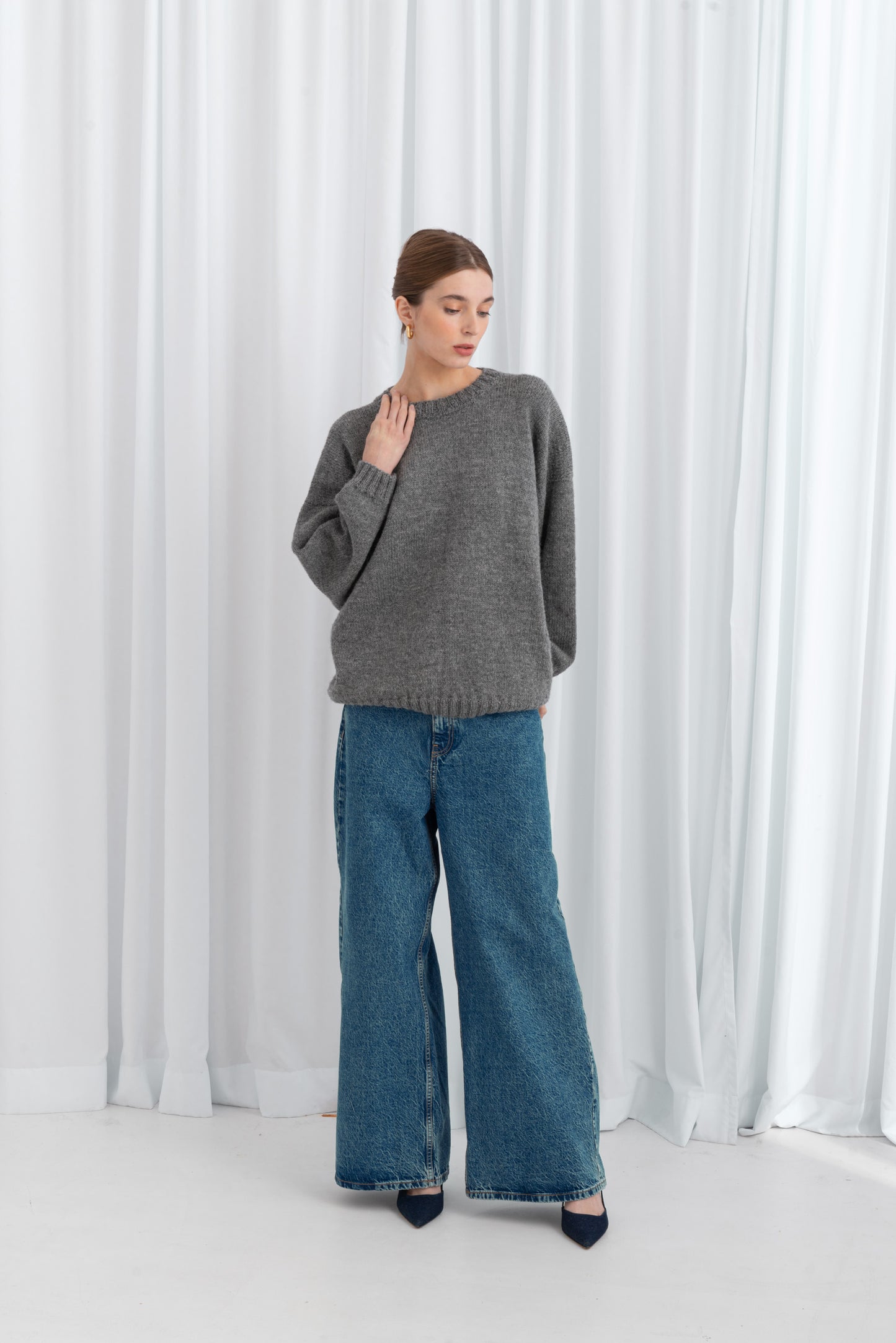 Minimal Woolen Sweater