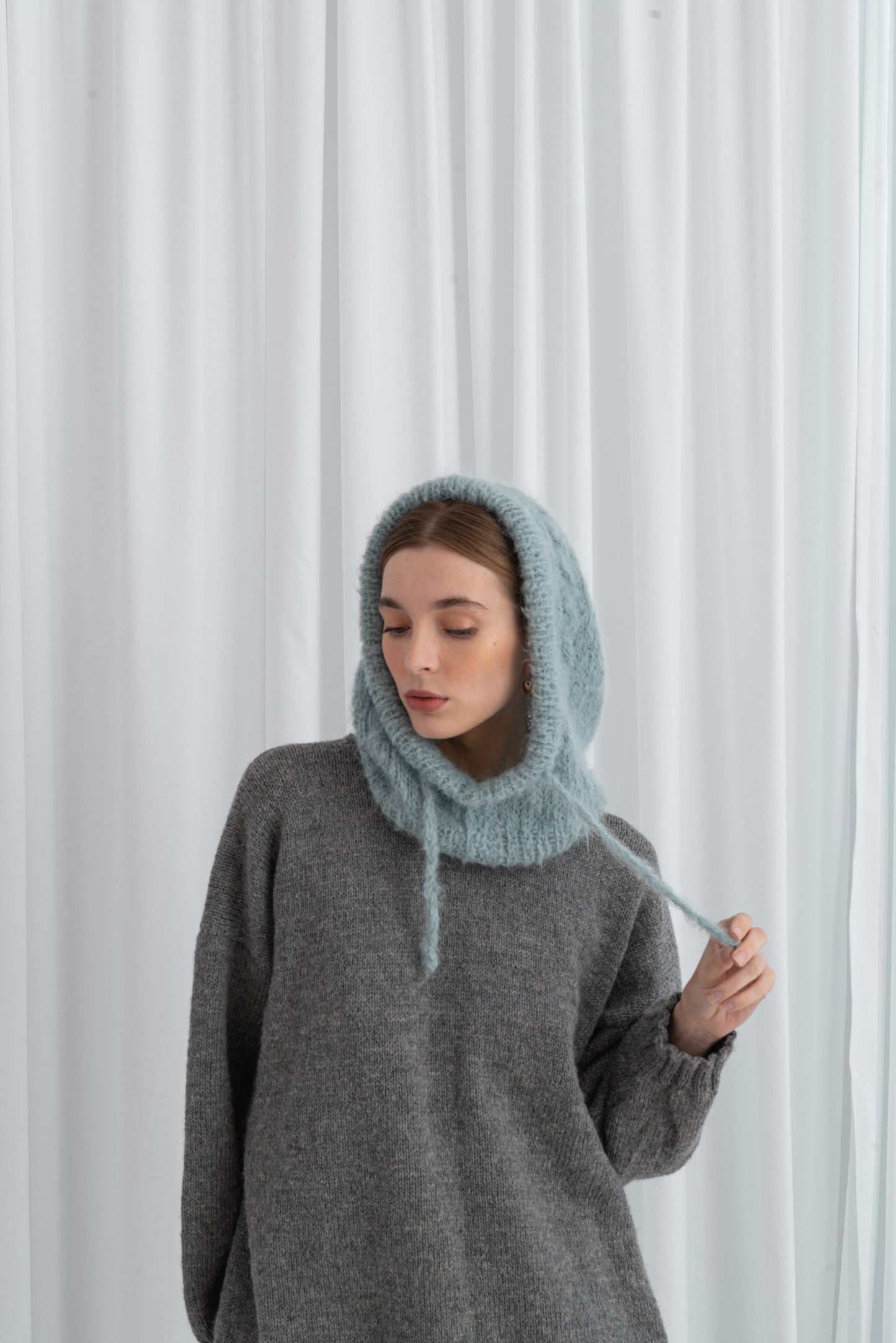 Minimal Woolen Sweater
