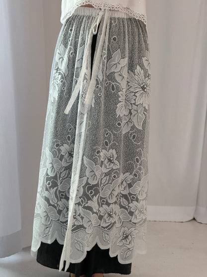 Tied Lace Skirt