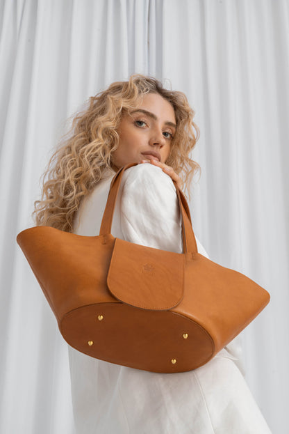 Miss O'Leather Baguette