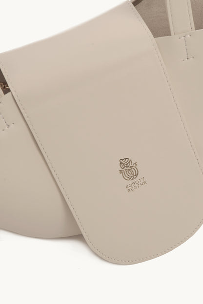 Miss O'Leather Baguette