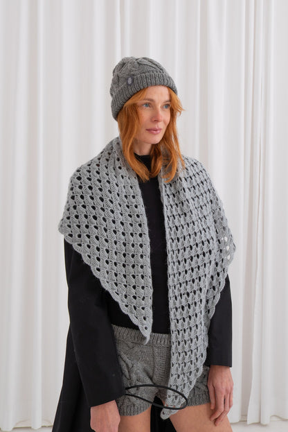 Duża Ażurowa Chusta Szydełkowa