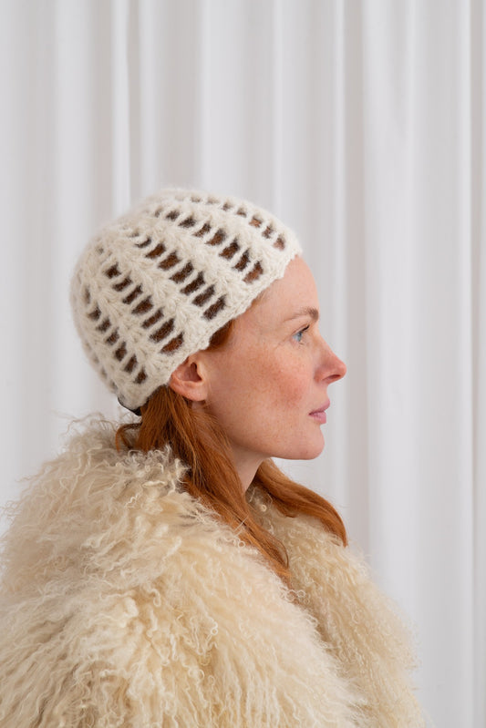Czepek Ażurowy Crochet Bonnet