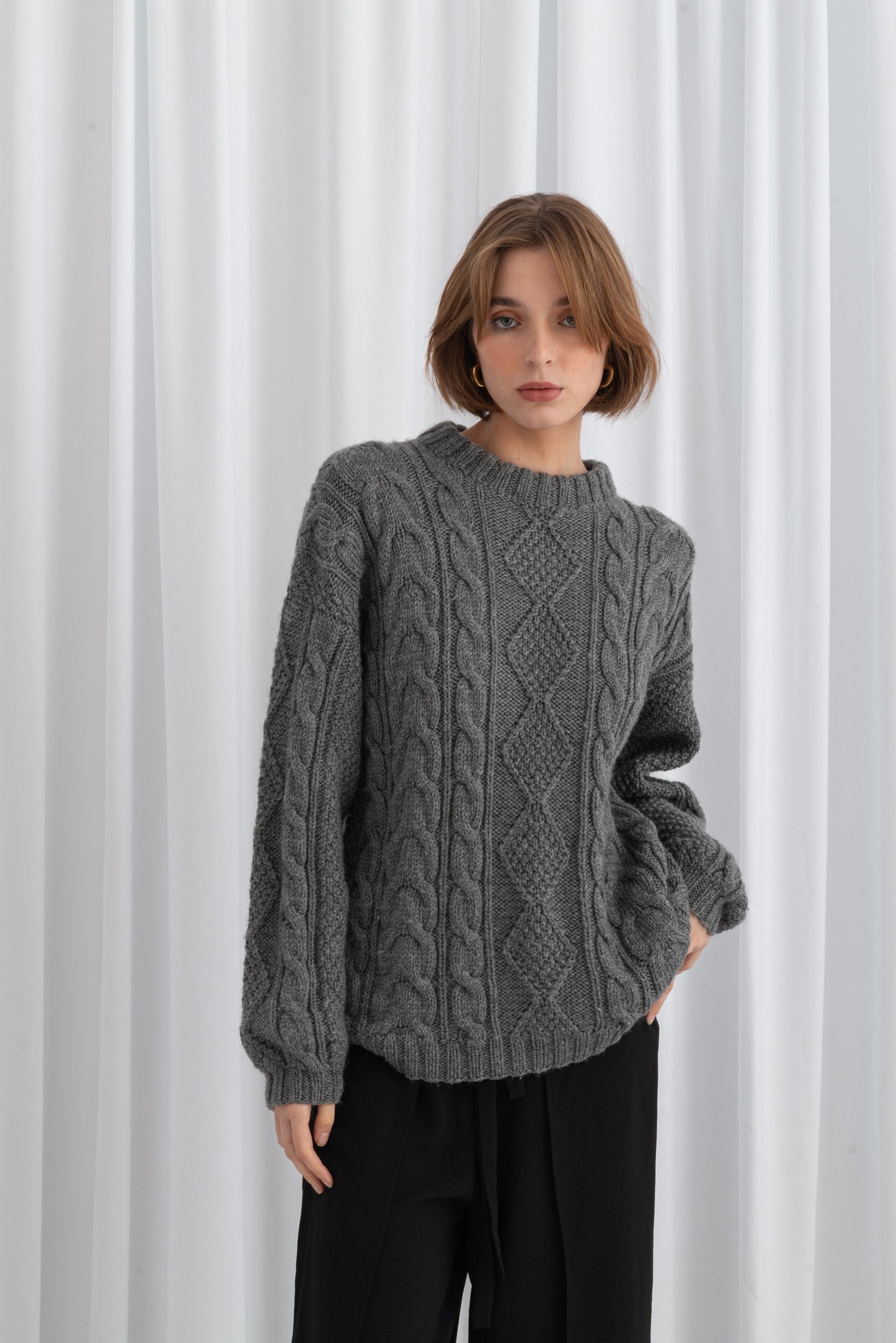 Sweter Classic Cable Knit